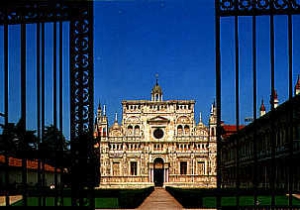 certosa di pavia: la facciata