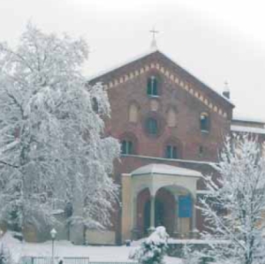 l'abbazia sotto la neve